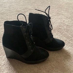 Zara suede platform booties size 39EU